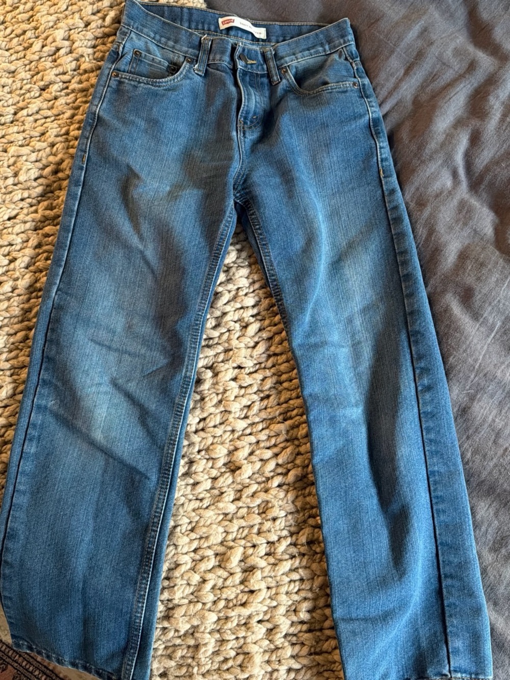 Vintage Levi's 550 Medium Blue Straight Jeans